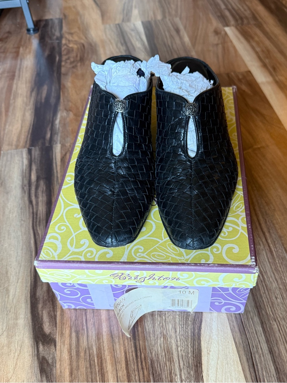 Vintage Brighton TYNAN BLK MADRAS W/BLK GRANO  Black Woven Leather Slip-On Mules